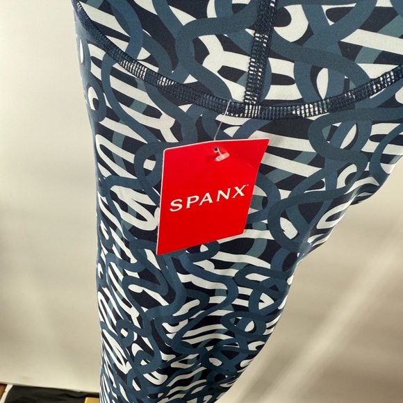NWT Spanx Illuminate Her Leggings - Picture 5 of 11